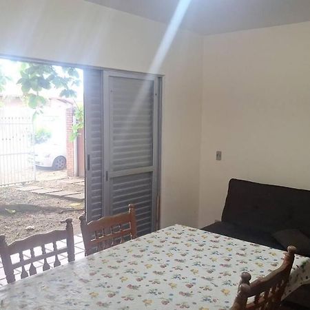 Quarto Para Quatro Pessoas A Duas Quadras Da Praia - Balneario Saint Etienne - Матинос Екстериор снимка