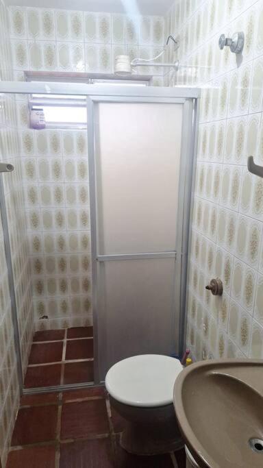Quarto Para Quatro Pessoas A Duas Quadras Da Praia - Balneario Saint Etienne - Матинос Екстериор снимка